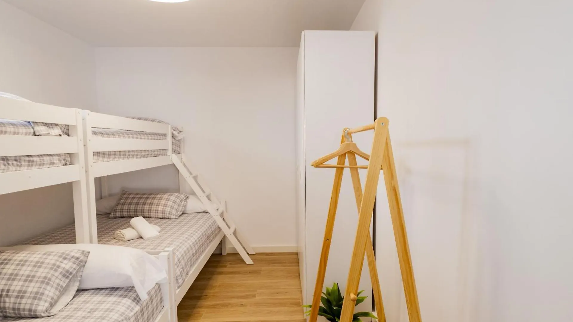 Cubo'S Casa Soles & Football Field Fuengirola Holiday home