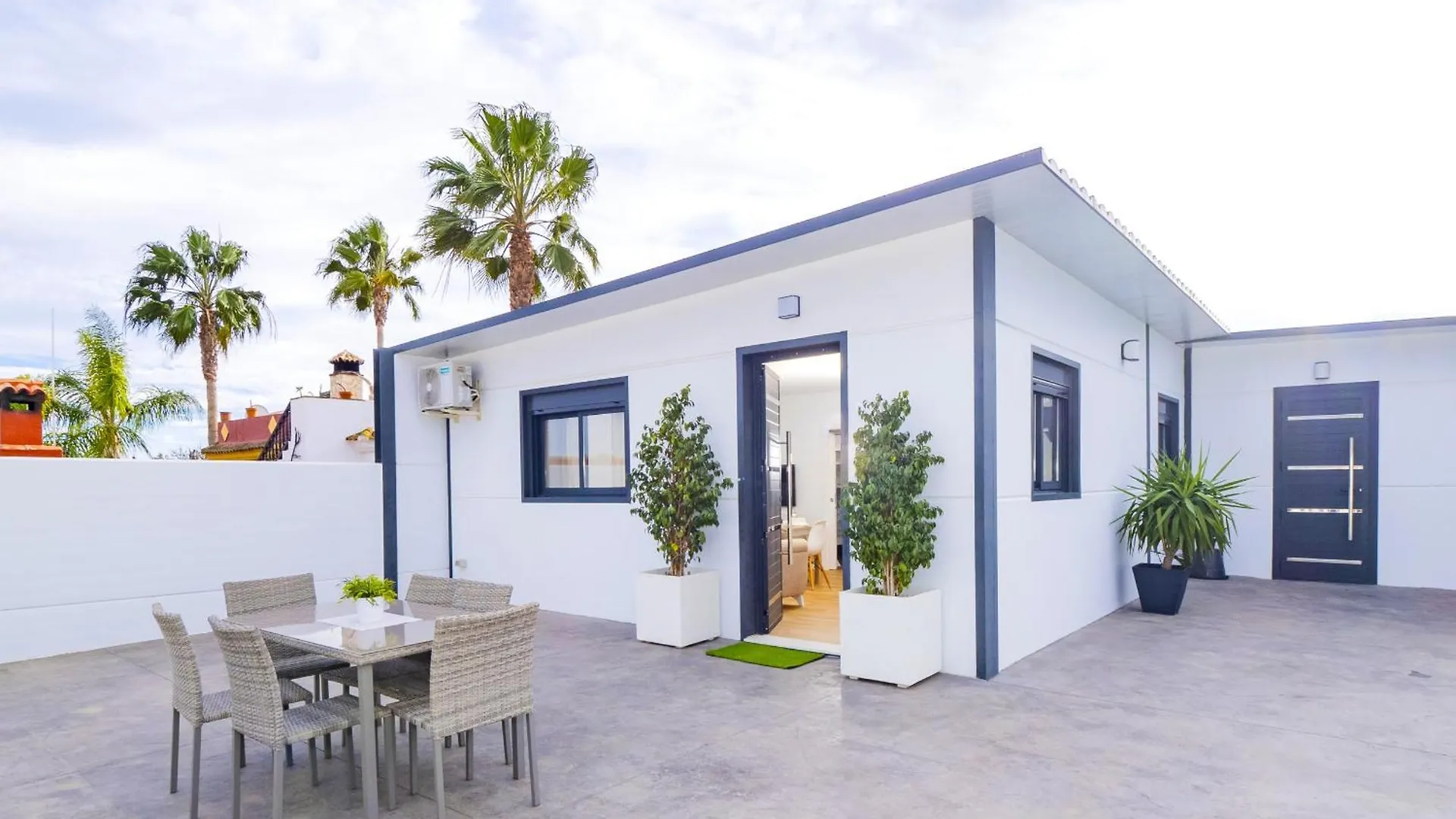 Cubo'S Casa Soles & Football Field Fuengirola Holiday home