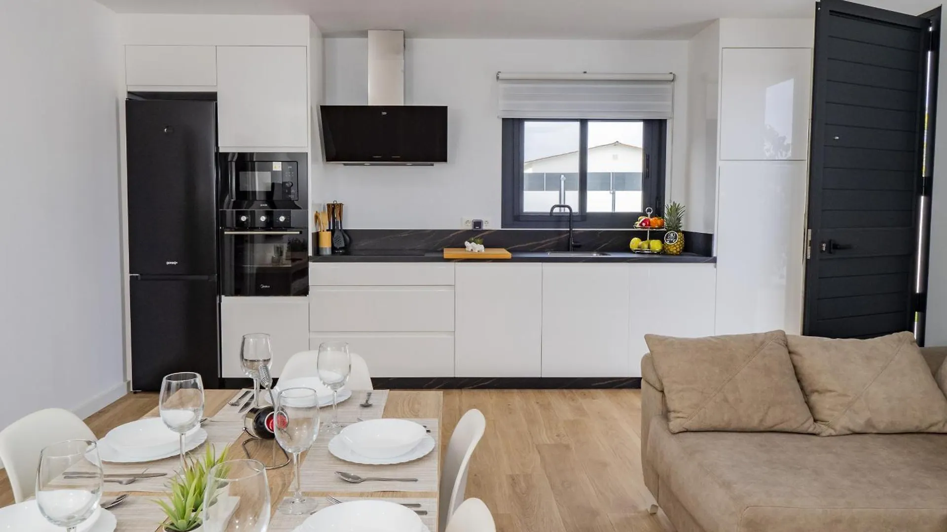 Cubo'S Casa Soles & Football Field Fuengirola Holiday home