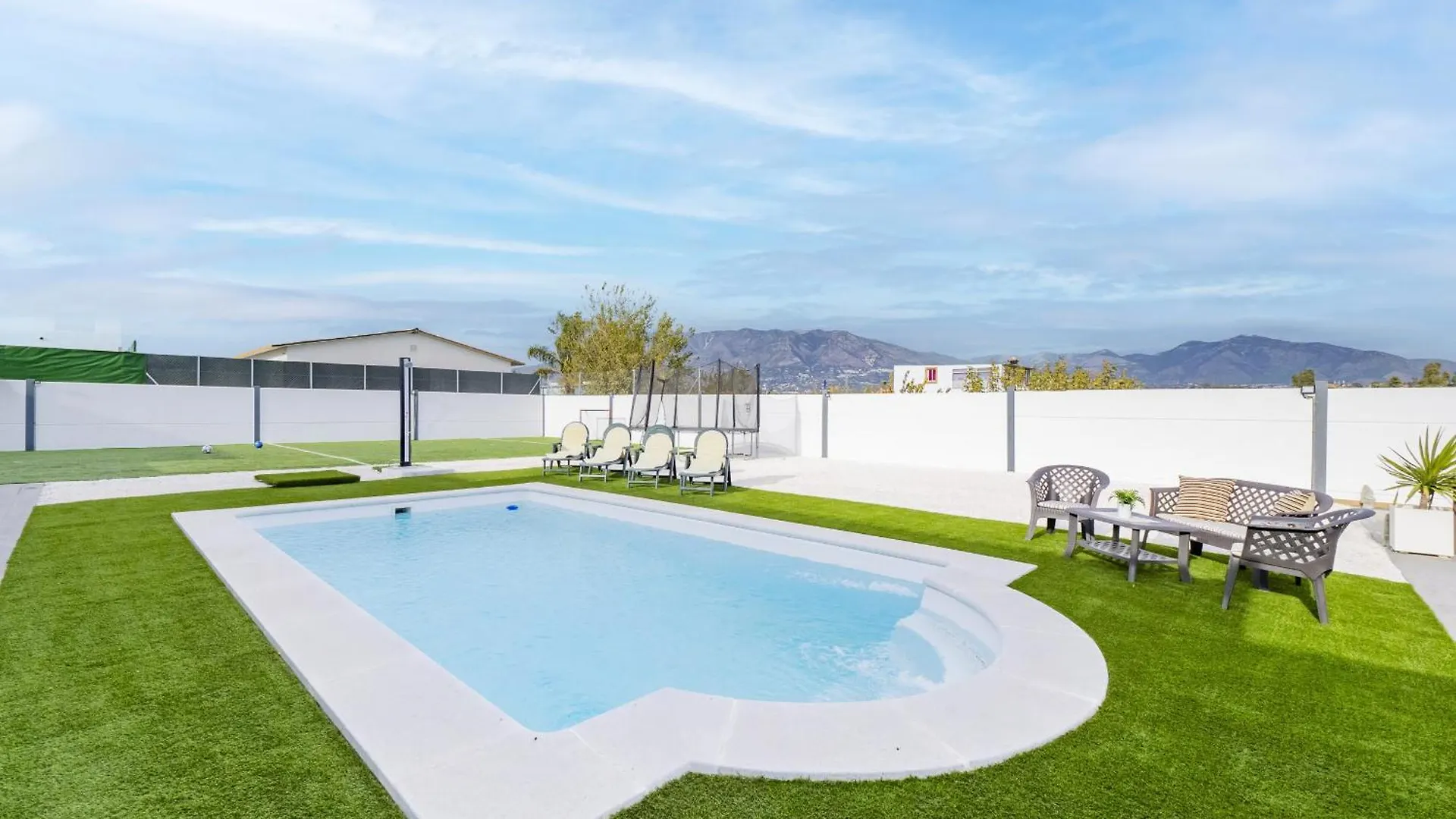 Holiday home Cubo'S Casa Soles & Football Field Fuengirola