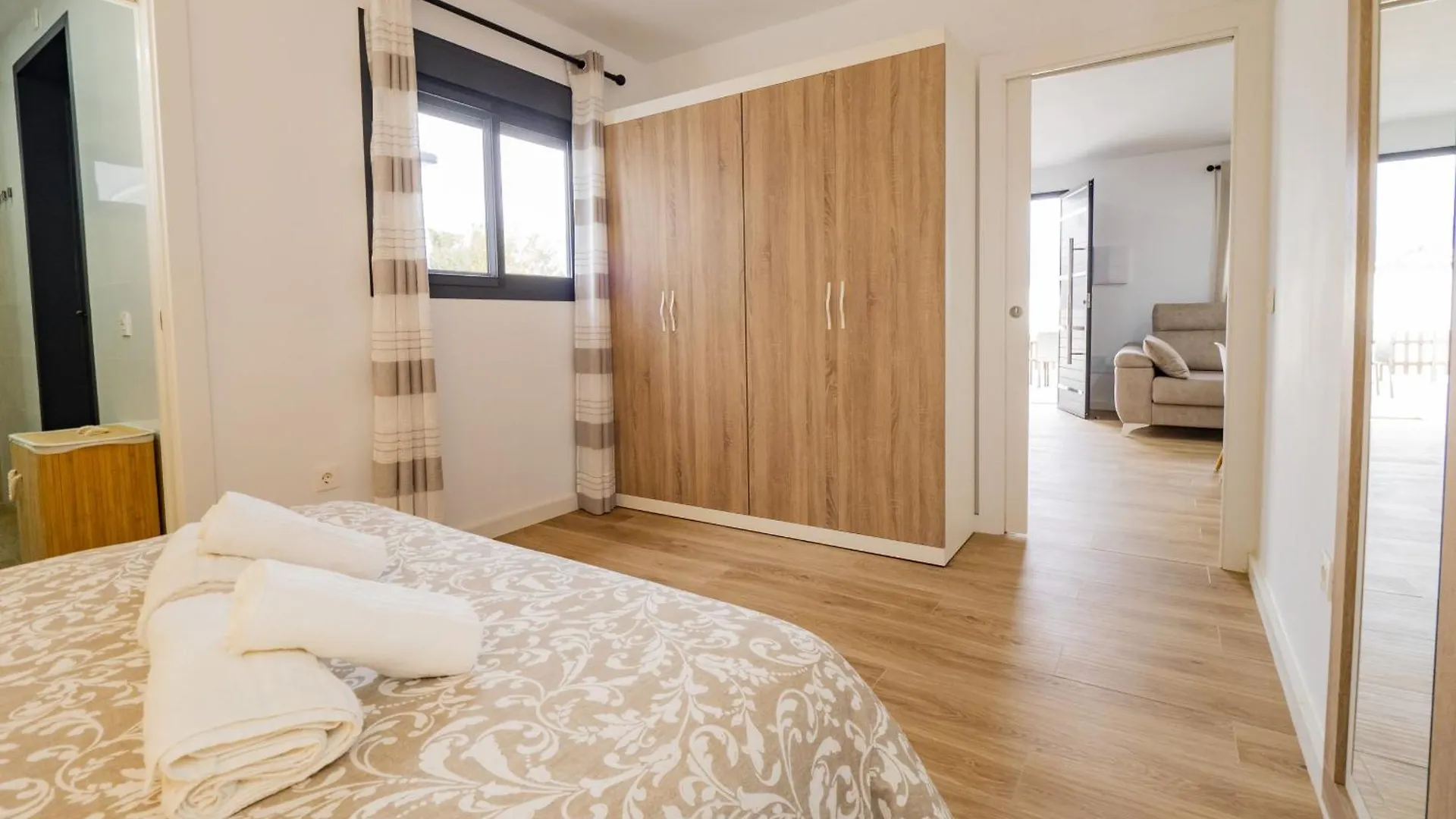 Cubo'S Casa Soles & Football Field Fuengirola
