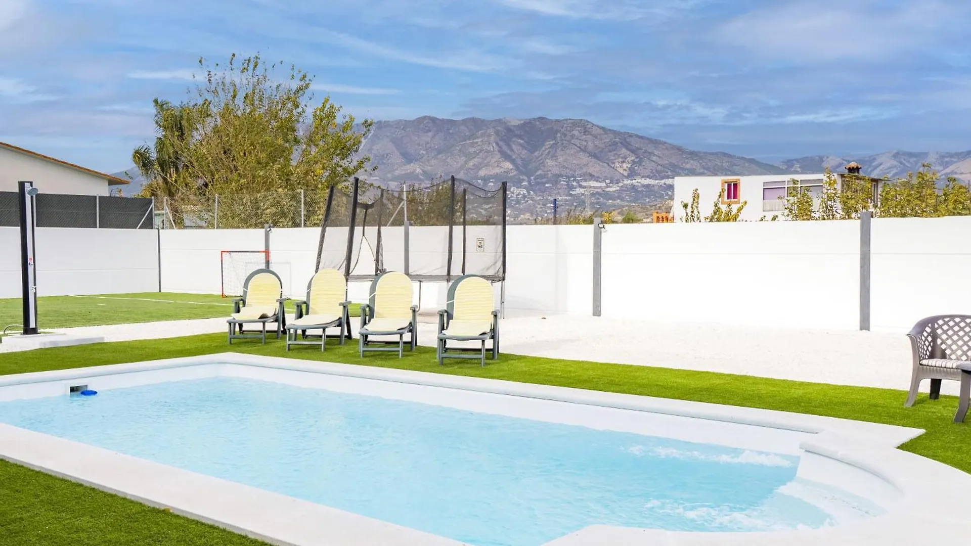 Cubo'S Casa Soles & Football Field Fuengirola 0*,  Spain