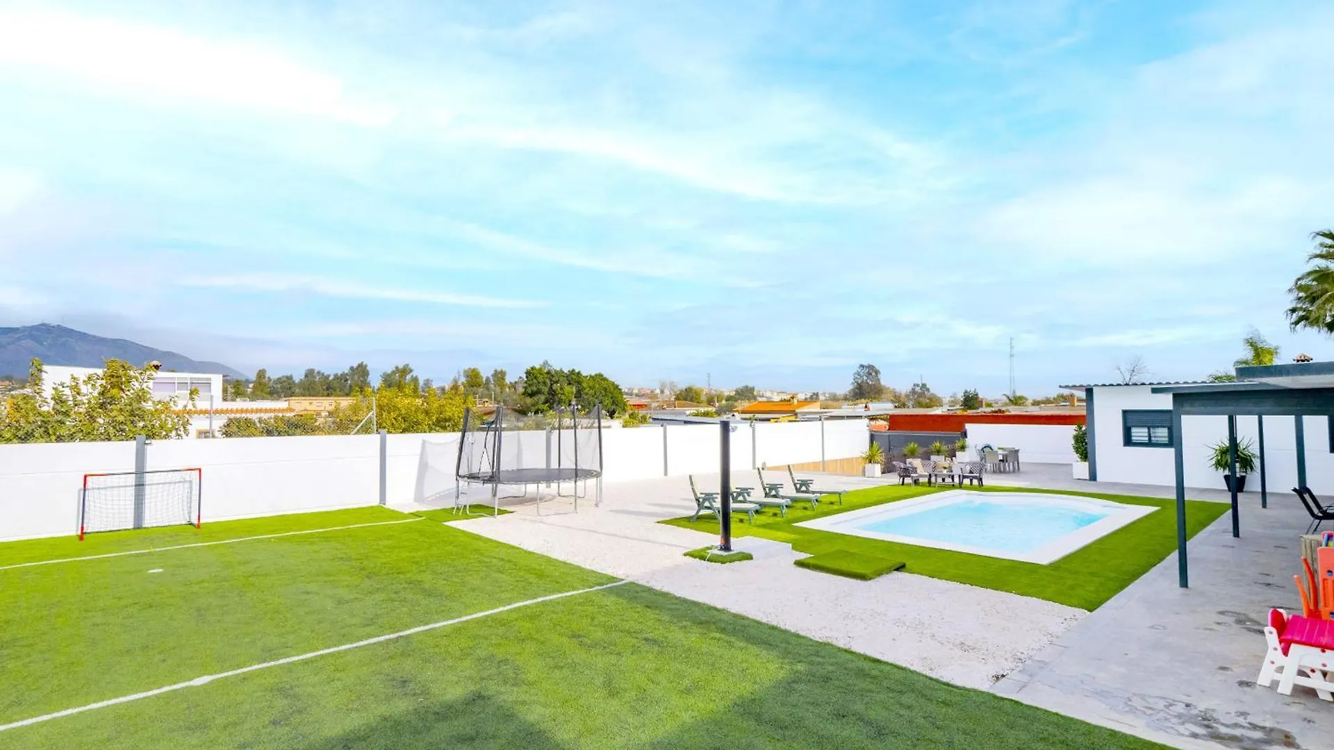 Holiday home Cubo'S Casa Soles & Football Field Fuengirola
